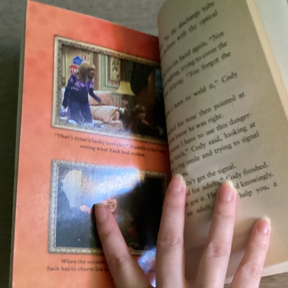 Three Disney Channel Books - Picture 4 of 10